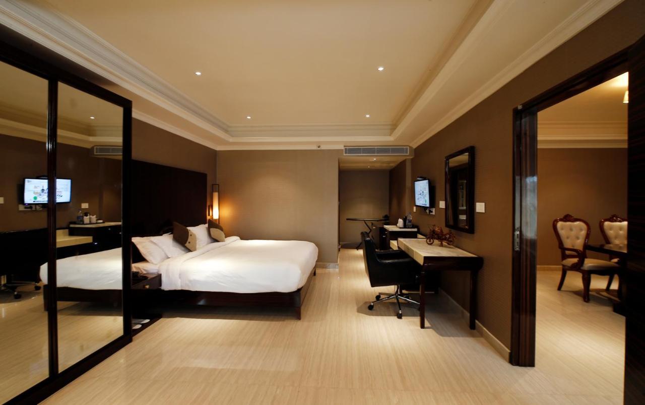Hotel Park Residency Nilambur Ngoại thất bức ảnh