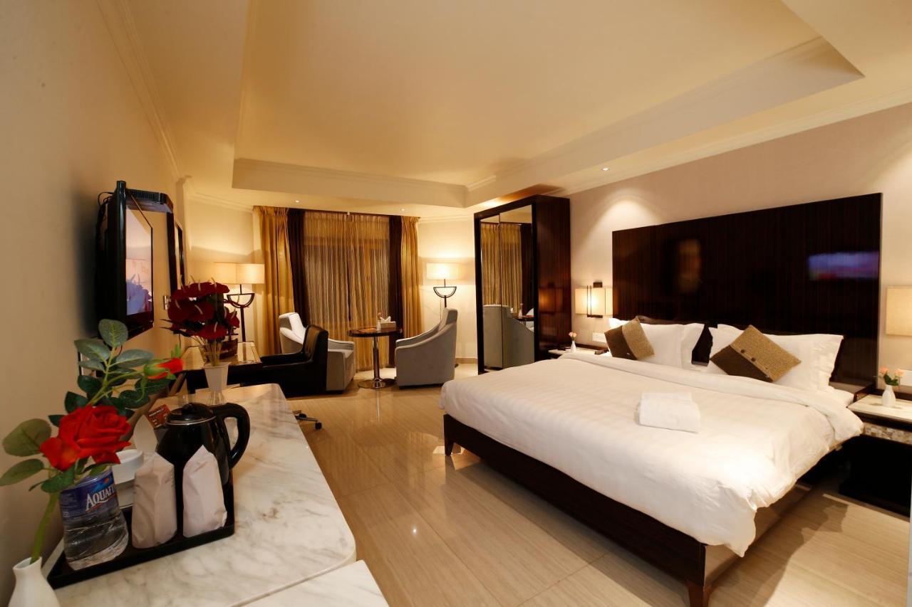 Hotel Park Residency Nilambur Ngoại thất bức ảnh