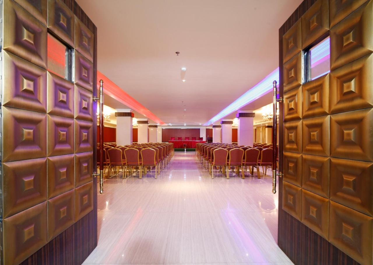 Hotel Park Residency Nilambur Ngoại thất bức ảnh